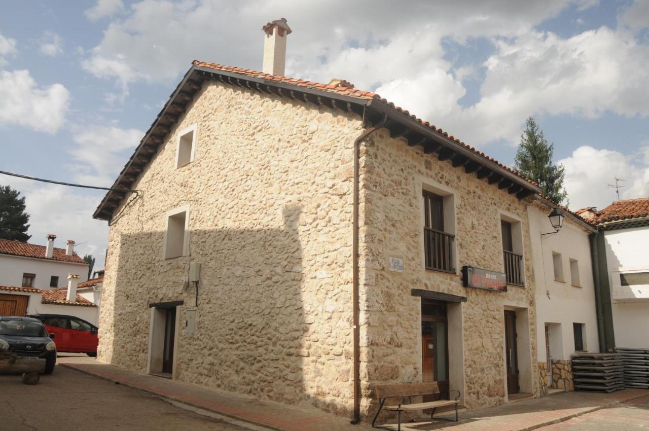 El Vasallo Tragacete Exterior photo